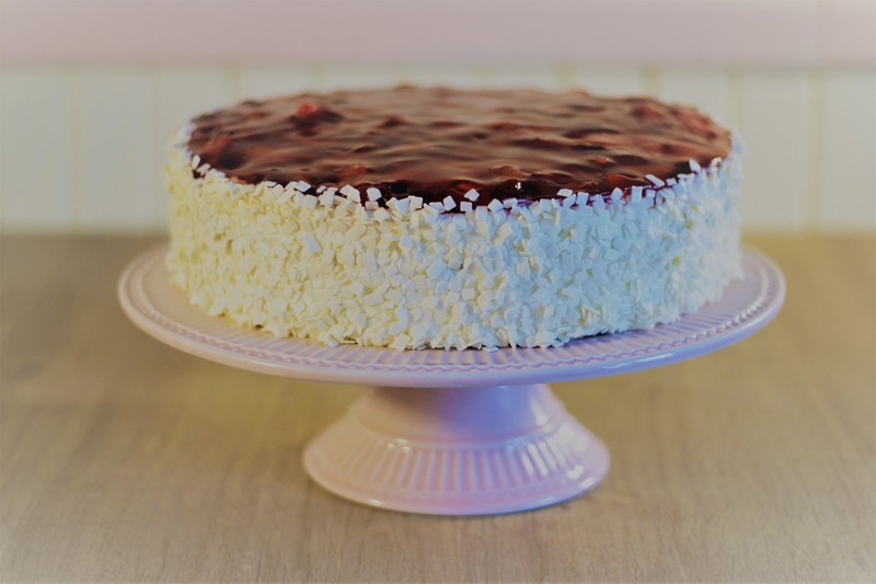 Mascarpone s jahodami v elatin