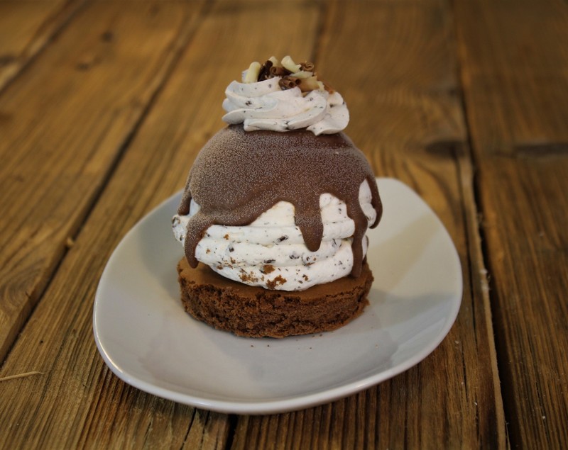 Straciatella polokoule