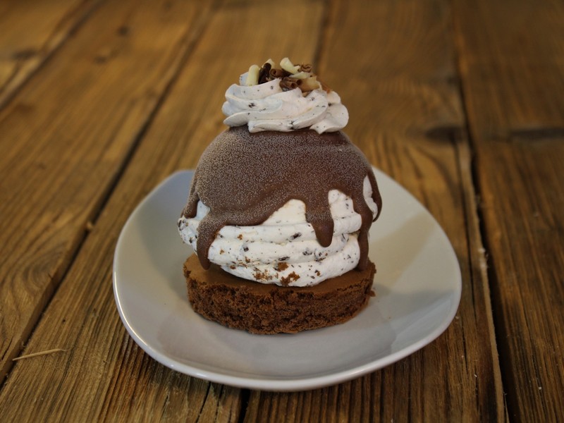 Straciatella polokoule