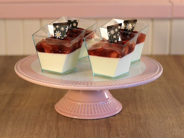 Panna Cotta s jahodami